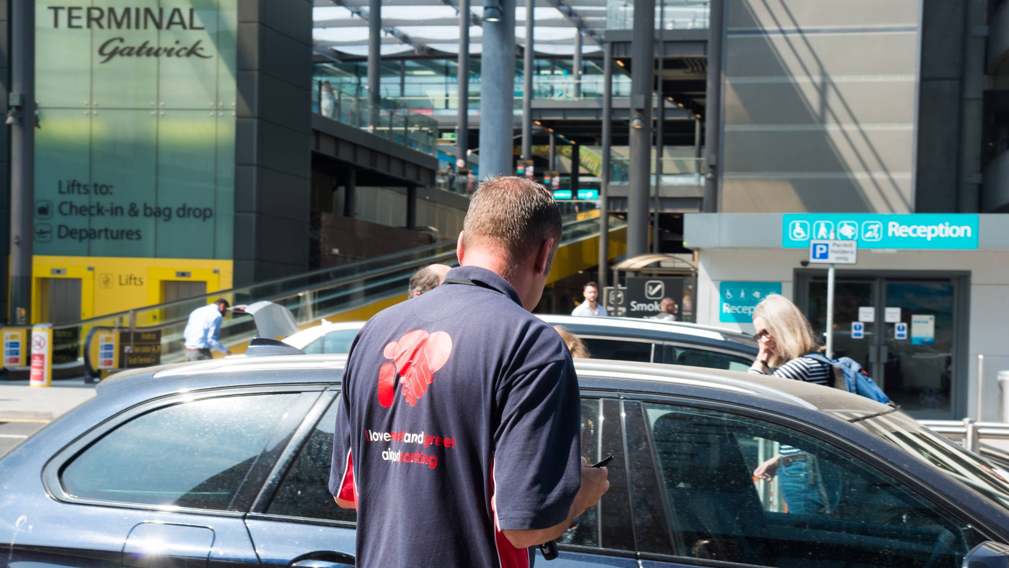 forecourt M&G at Gatwick