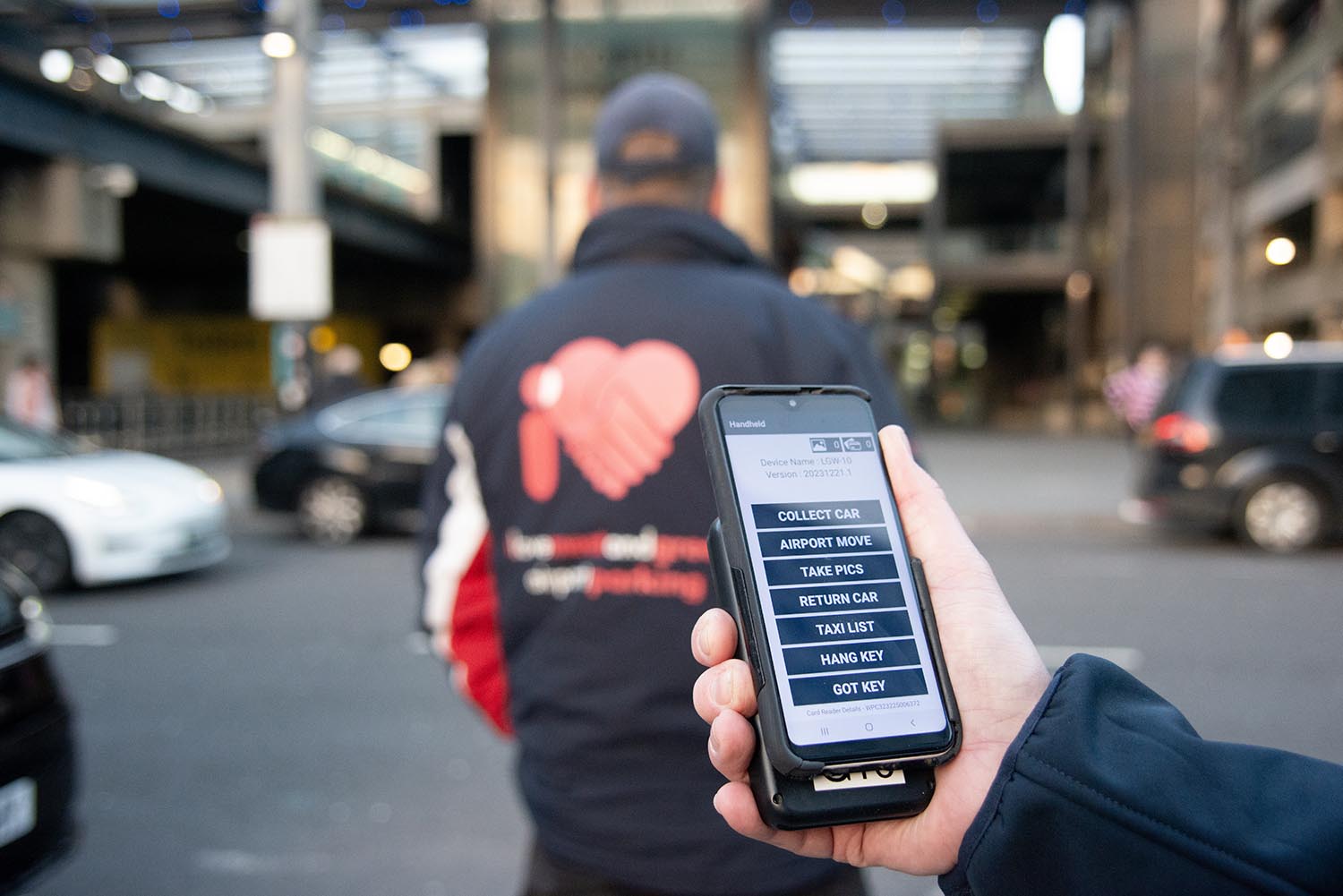 I love meet and greet PDA Gatwick